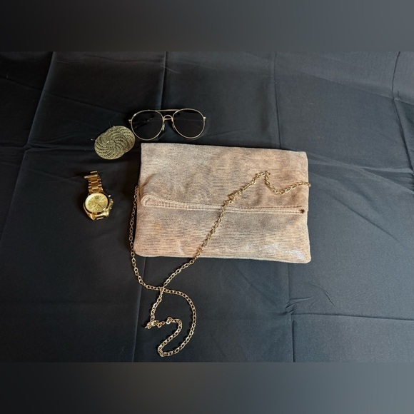 Elegant Tan Clutch Bag - Picture 2 of 3